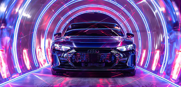 Urządzenia Minuit Une IVL rozświetliły premierę nowego Audi e-tron GT