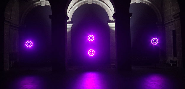 Minuit Une IVL Photon - Uczynić zwykłe, niezwykłym