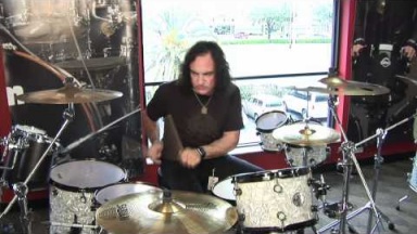 Vinny Appice test drives a ddrum Reflex kit